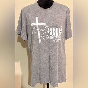 “Pray Big…” Dark Gray Ladies Graphic T-Shirt Size L